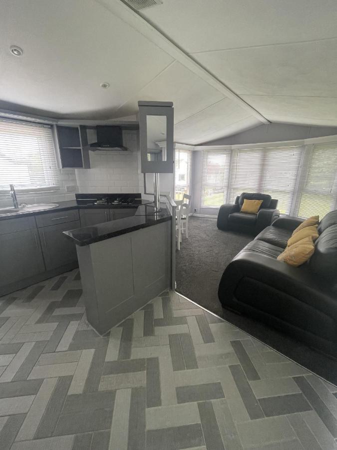 The Winchester Chalet By Sasco Blackpool Exterior photo